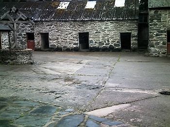 Pen-Isa'R-Llan Farm Hotell Llanfor Exteriör bild